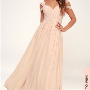 REPOSHING Lulu’s Blush maxi dress